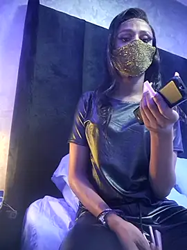 shemale fantasyXX online show from 5, 4, 2026