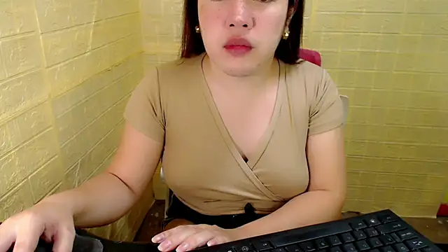 xUrDreamSlutWhore online show from 21, 10, 2025