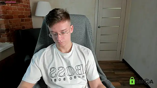 Snapshot of Harm_Dick chatting on 10, 10, 2025 Harm Dick online show from 10, 10, 2025