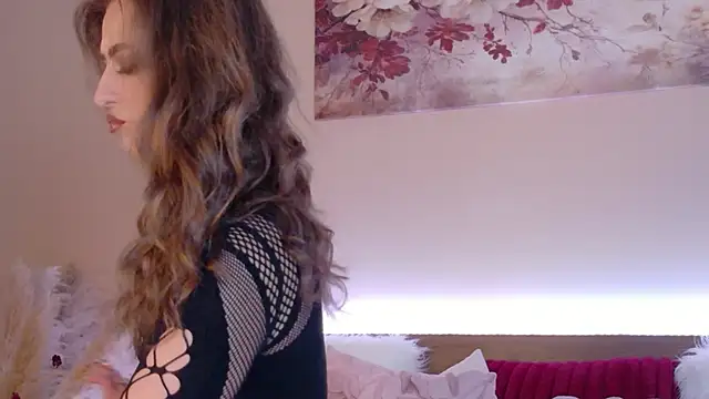 Snapshot of Sienna_Voss chatting on 4, 6, 2026 Sienna Voss online show from 4, 6, 2026