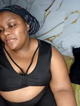 chubbybbw18 online show from 3, 5, 2026