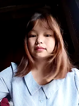 XoiXoi232 online show from 17, 10, 2025