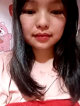 XoiXoi232 online show from 18, 2, 2026