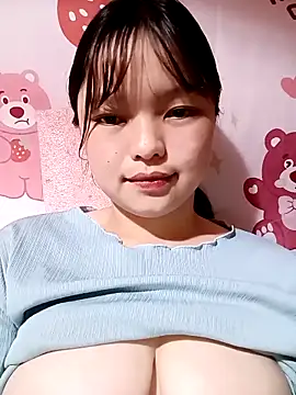 XoiXoi232 online show from 11, 11, 2025