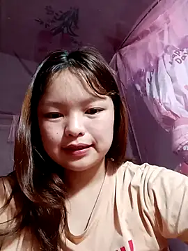 XoiXoi232 online show from 8, 9, 2025
