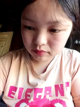 XoiXoi232 online show from 12, 4, 2026