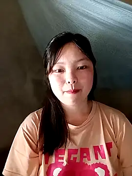 XoiXoi232 online show from 14, 4, 2026