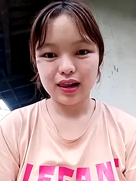 XoiXoi232 online show from 9, 9, 2025