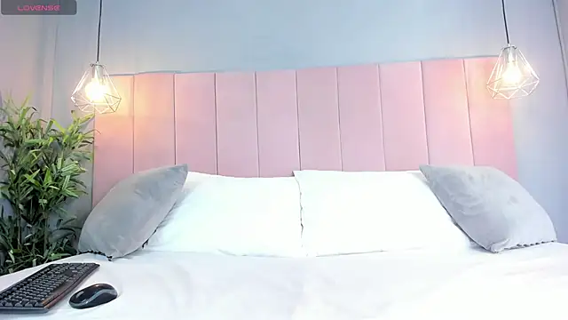 Snapshot of Cloe_Black chatting on 23, 10, 2025 Cloe Black online show from 23, 10, 2025