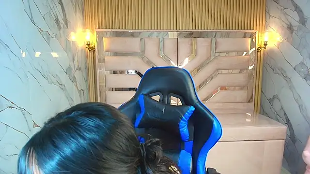 zoe r  online show from 28, 11, 2025