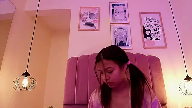 Isabelgh  online show from 28, 11, 2025