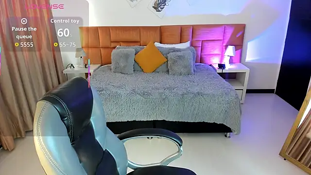 Catti Brie online show from 22, 10, 2025