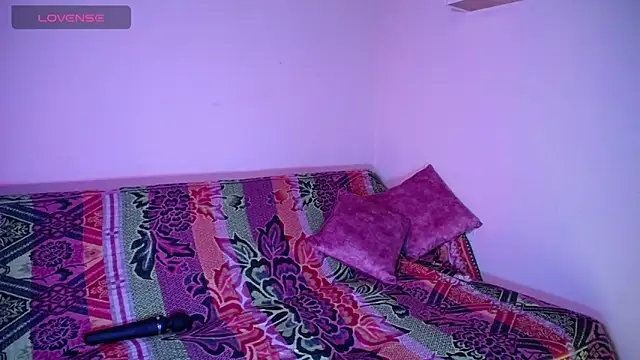 dark  nymph online show from 3, 11, 2025