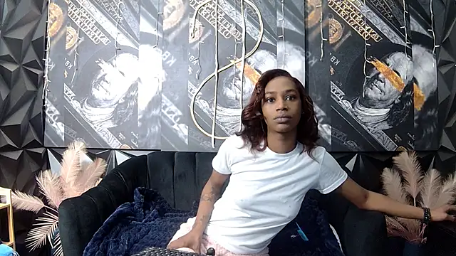 Snapshot of Lilmisbaddyxxx chatting on 17, 11, 2025 Lilmisbaddyxxx online show from 17, 11, 2025