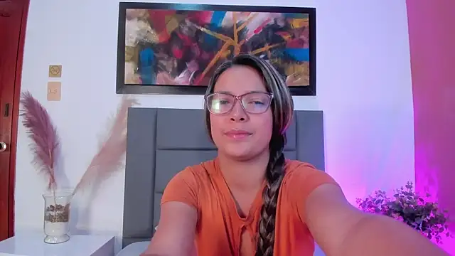 EllieFontanes online show from 10, 9, 2025
