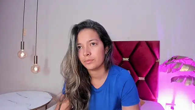 EllieFontanes online show from 24, 9, 2025