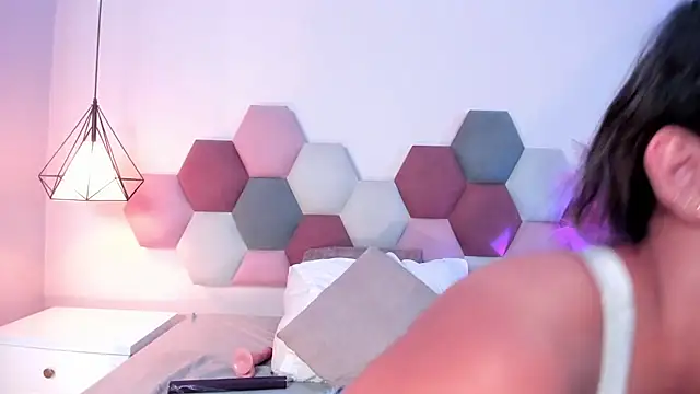 EllieFontanes online show from 28, 9, 2025