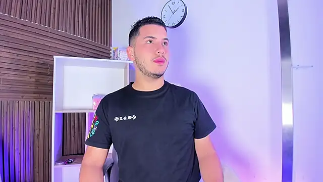 Axel grey  online show from 26, 10, 2025