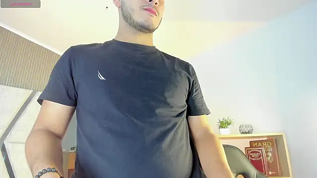 Snapshot of Axel_grey_ chatting on 20, 6, 2026 Axel grey online show from 20, 6, 2026