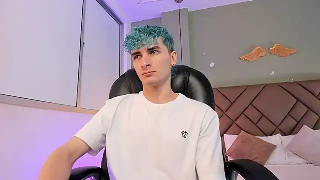JaydenVillalobos online show from 2, 10, 2025