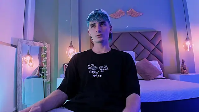 JaydenVillalobos online show from 13, 9, 2025