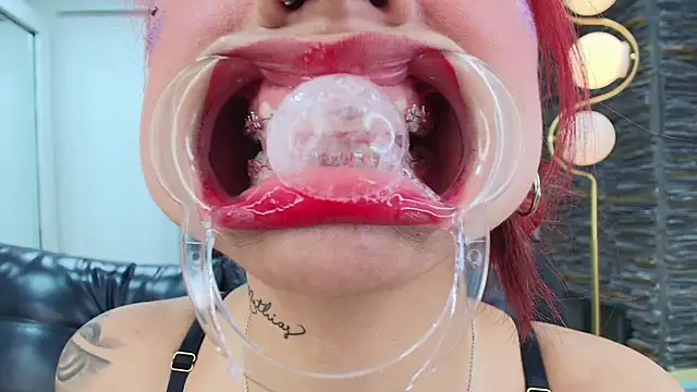 miss   abigail online show from 22, 12, 2025