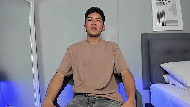 Tylerffoxx online show from 13, 11, 2025