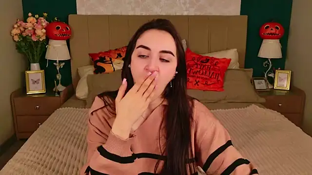 Elizabeth Meyer online show from 19, 10, 2025