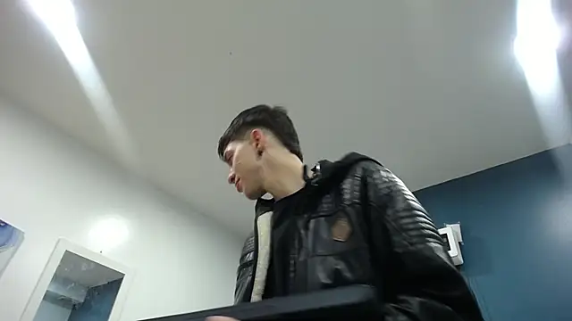 Jheampiiero online show from 25, 11, 2025