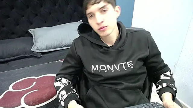 Jheampiiero online show from 29, 10, 2025