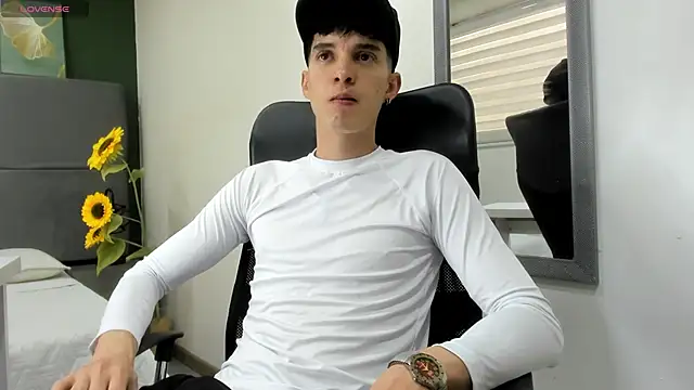 Jheampiiero online show from 13, 4, 2026