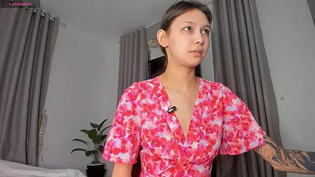 Amy Loveme online show from 26, 11, 2025