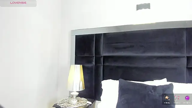 CarolineLee  online show from 31, 3, 2026