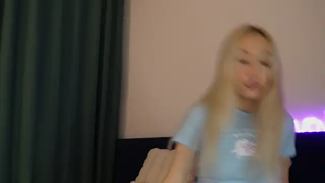 cuteleraay online show from 3, 3, 2026