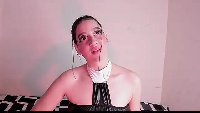 Megan Luxe online show from 1, 3, 2026