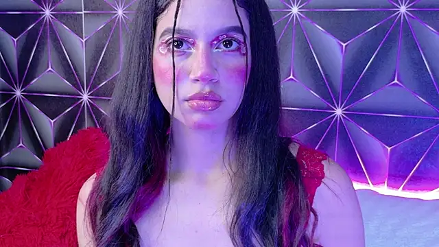 Snapshot of Megan_Luxe chatting on 4, 10, 2025 Megan Luxe online show from 4, 10, 2025