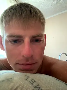 Snapshot of HairyJeffry chatting on 8, 9, 2025 HairyJeffry online show from 8, 9, 2025