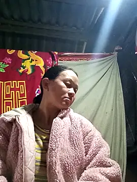 Snapshot of MaiHoa69 chatting on 13, 11, 2025 MaiHoa69 online show from 13, 11, 2025