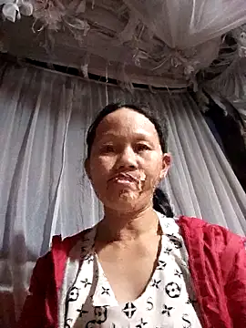 Snapshot of MaiHoa69 chatting on 5, 11, 2025 MaiHoa69 online show from 5, 11, 2025