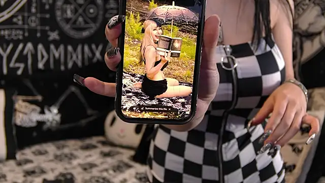 Paige Turner online show from 3, 7, 2026