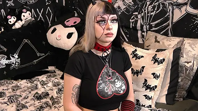 Paige Turner online show from 14, 2, 2026