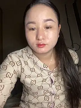 Snapshot of Kimngan003 chatting on 10, 9, 2025 Kimngan003 online show from 10, 9, 2025