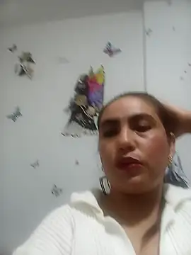 AddyStuart  online show from 18, 11, 2025