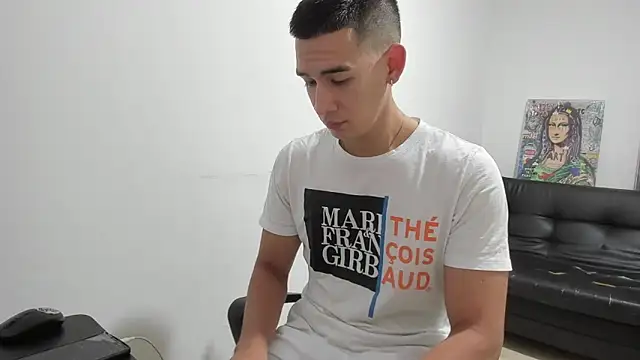 Mike3Xxx online show from 10, 9, 2025