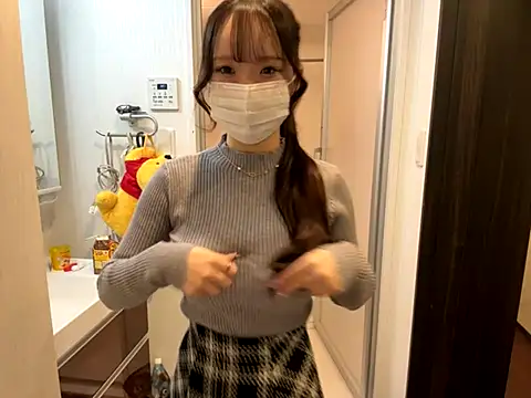 nano-da-u online show from 12, 11, 2025