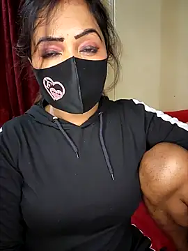 Snapshot of Hotbhabi305 chatting on 1, 12, 2025 Hotbhabi305 online show from 1, 12, 2025