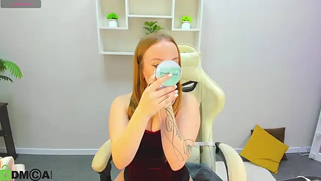 Bunny Luvv online show from 9, 9, 2025