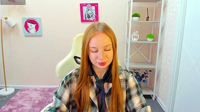 Bunny Luvv online show from 12, 9, 2025