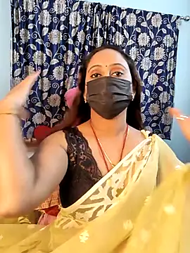 Cute-lusi online show from 9, 11, 2025