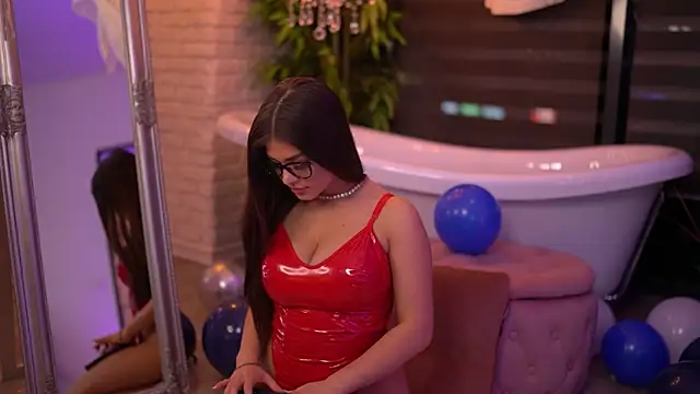 BellaNoirre online show from 14, 10, 2025